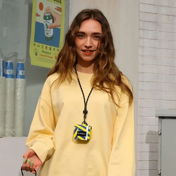 Air Pod Case - Picture 3 of 3